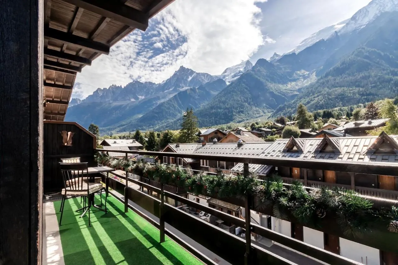 Les Marmottes - Renovated And Cozy Apart - View Of The Mountains Les Houches France